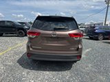 Used 2018 Toyota Highlander XLE image 4