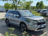 Used 2023 Mitsubishi Outlander SE image 3