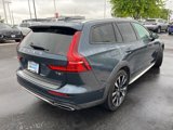 Used 2020 Volvo V60 T5 Cross Country image 5