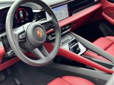 Certified 2025 Porsche Macan Electric image 4
