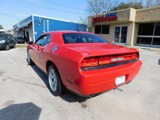 Used 2014 Dodge Challenger SXT image 5