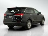 Used 2016 Kia Sorento LX w/ LX Convenience Package image 5