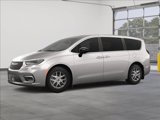 New 2025 Chrysler Pacifica Select image 2
