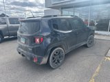 Used 2016 Jeep Renegade Latitude image 2