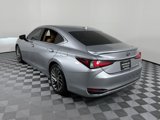 Used 2025 Lexus ES 300h Ultra Luxury image 3