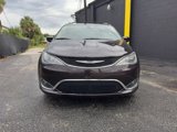 Used 2017 Chrysler Pacifica Touring-L w/ Tire & Wheel Group image 2
