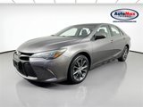 Used 2015 Toyota Camry XSE w/ Advanced Technology Package image 3