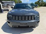 Used 2017 Jeep Grand Cherokee Altitude image 4