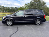 Used 2014 Chrysler Town & Country Touring-L w/ Driver Convenience Group image 5
