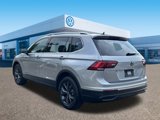 Certified 2024 Volkswagen Tiguan SE image 5