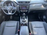 Used 2018 Nissan Rogue SV image 2