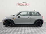 Used 2016 MINI Cooper 2-Door Hardtop w/ Cold Weather Package image 4
