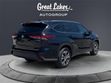 Used 2021 Toyota Highlander XLE image 5