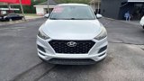 Used 2019 Hyundai Tucson SE image 2