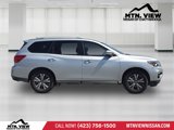 Used 2020 Nissan Pathfinder SV image 3