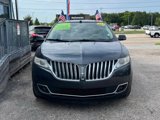 Used 2013 Lincoln MKX FWD image 3