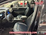 Used 2023 Ford Edge SEL w/ Sport Appearance Package image 6