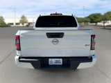 Used 2024 Nissan Frontier SV image 6