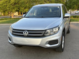 Used 2013 Volkswagen Tiguan S image 4