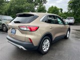 Used 2021 Ford Escape SE image 3