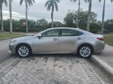 Used 2015 Lexus ES 300h w/ Premium Package w/Bamboo Trim image 4