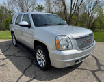 Used 2014 GMC Yukon Denali image 2