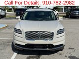 Used 2022 Lincoln Nautilus FWD w/ Premium Package image 2