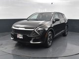 Used 2024 Kia Sportage LX image 3