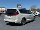 Used 2021 Chrysler Pacifica Touring-L image 4