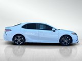 Used 2018 Toyota Camry LE image 3