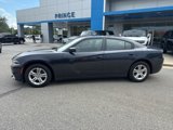Used 2019 Dodge Charger SXT image 2