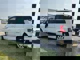 Used 2015 Chrysler Town & Country Touring image 4
