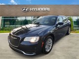 Used 2017 Chrysler 300 Limited image 2