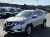 Used 2017 Nissan Rogue SV w/ SV Premium Package image 5