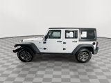 Used 2016 Jeep Wrangler Unlimited Rubicon w/ Connectivity Group image 5