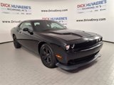 Used 2015 Dodge Challenger SXT image 3