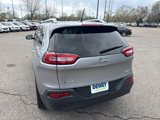 Used 2017 Jeep Cherokee Latitude image 4
