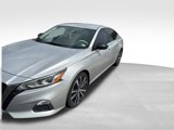 Used 2020 Nissan Altima 2.5 SR image 2
