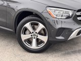 Used 2022 Mercedes-Benz GLC 300 image 4