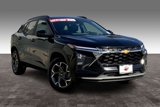 Used 2024 Chevrolet Trax LT w/ LT Convenience Package image 2