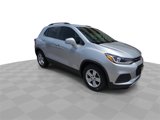 Used 2019 Chevrolet Trax LT w/ LT Convenience Package image 2