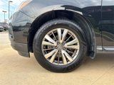 Used 2019 Nissan Pathfinder SL image 5