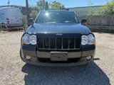 Used 2010 Jeep Grand Cherokee Laredo image 2