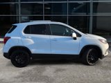 Used 2022 Chevrolet Trax LT w/ Sport Edition image 3