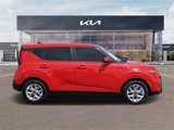 Used 2020 Kia Soul S image 2