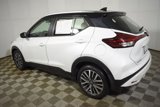 Used 2022 Nissan Kicks SV image 3