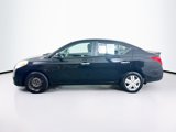 Used 2013 Nissan Versa SV image 4