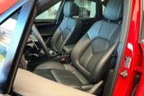 Certified 2024 Porsche Macan image 4