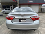 Used 2015 Toyota Camry LE image 6