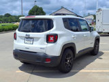 Used 2019 Jeep Renegade Latitude w/ Cold Weather Group image 5